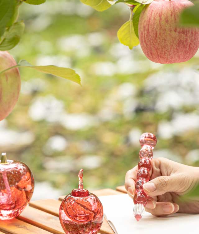 百色の青森 みんなが知らない'りんご'のお話 | ハンドメイドガラスの