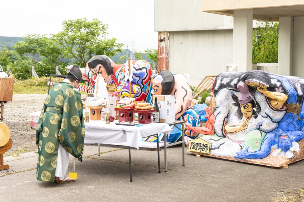 百色の青森 生きた地域ねぶた「高田ねぶた」 | ハンドメイドガラスの
