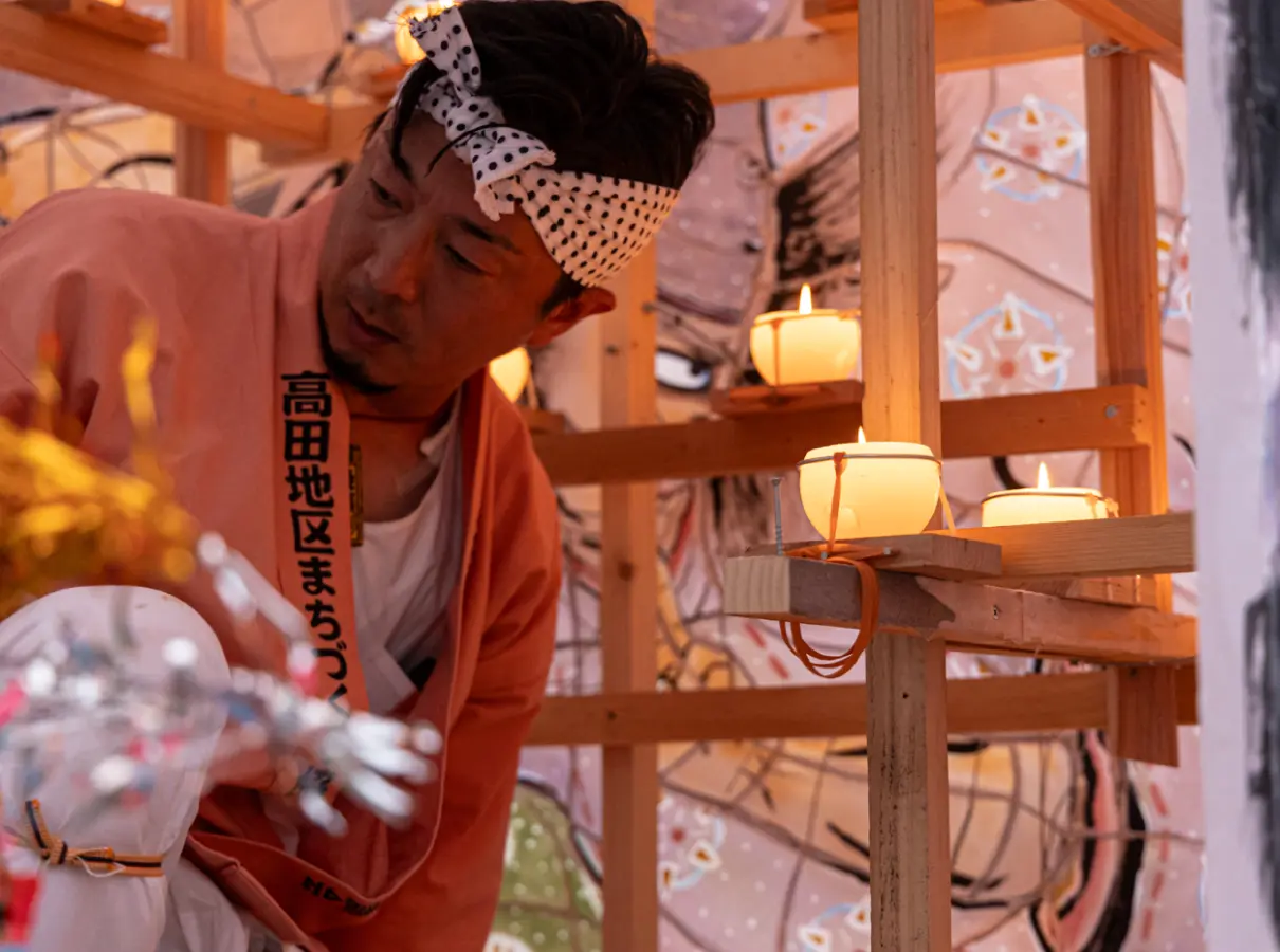 百色の青森 生きた地域ねぶた「高田ねぶた」 | ハンドメイドガラスの