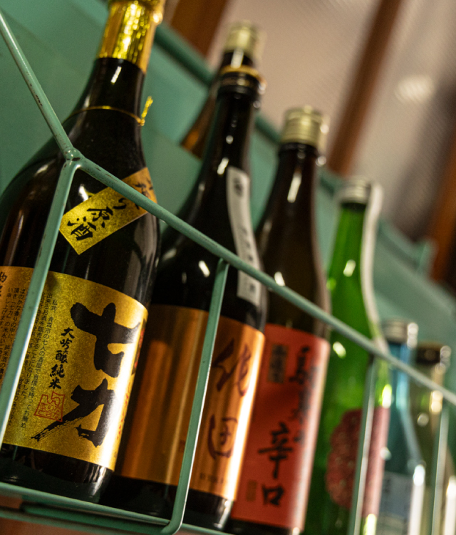 百色の青森 七戸の酒蔵『盛田庄兵衛』 | ハンドメイドガラスの伝統工芸